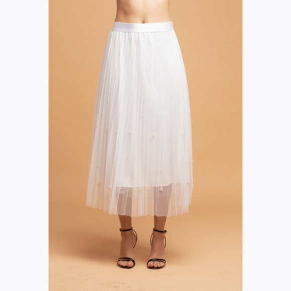 7. Eva Franco for Anthropologie White Pearl Tulle Midi Skirt - Picture 3 of 5